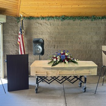 Murray Family Funeral Chapel - Wooden coffin with red, white, and blue flowers. Perfect for my country western grandfather. - Funeral Services & Cemeteries Near Me - Rocklin, California Murray Family Funeral Chapel - Wooden coffin with red, white, and blue flowers. Perfect for my country western grandfather. - Funeral Services & Cemeteries Near Me - Rocklin, California