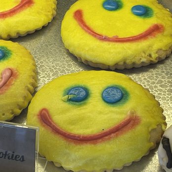 Bea's Bakery - Bakeries Near Me - Tarzana, California Bea's Bakery - Bakeries Near Me - Tarzana, California