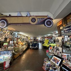 Bergstrom's Antique & Classic Autos