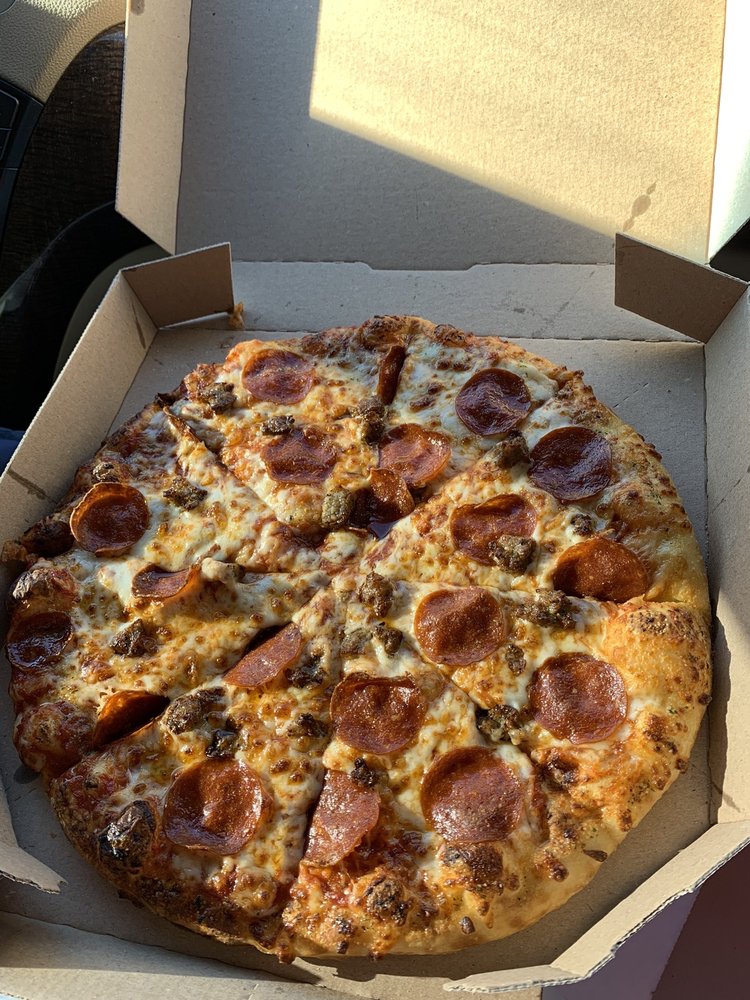 DOMINO’S PIZZA Updated September 2024 13 Reviews 417 E Main St