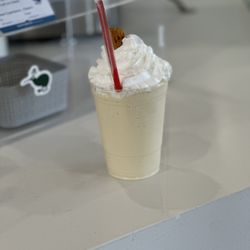 KEYZ New Zealand Style Ice Cream - Hokey Pokey milkshake