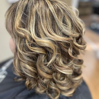 Hair Studio - Hair Salons Near Me - Marion, Virginia