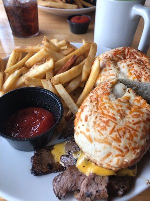 Applebee's Grill + Bar by null