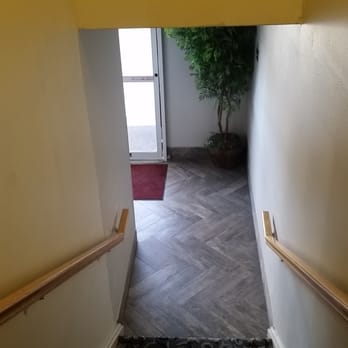 Days Inn by Wyndham Dalhart - No elevator, unfinished paint job - Hotels Near Me - Dalhart, Texas