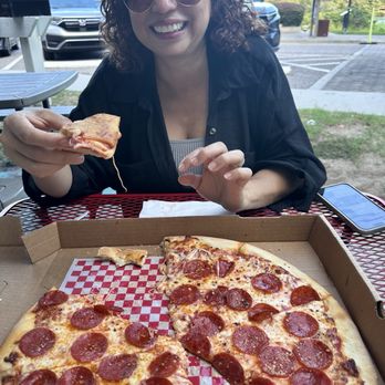Old School Pizzeria - We will definitely be back. - Pizza Near Me - Port Royal, South Carolina