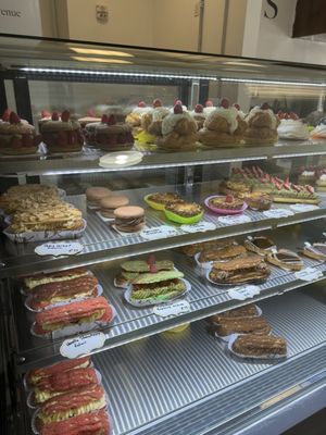 KC Paris Desserts by null