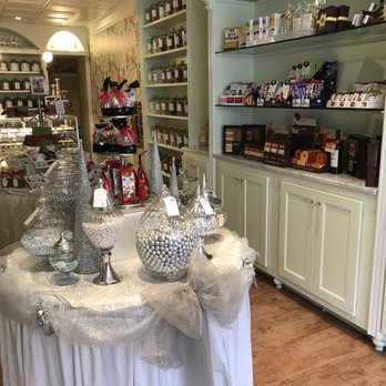 Edie Bee's Confection Shop - Candy Stores Near Me - Lewes, Delaware Edie Bee's Confection Shop - Candy Stores Near Me - Lewes, Delaware