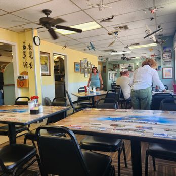 Crosswinds Restaurant - Payson Airport - American Near Me - Payson, Arizona