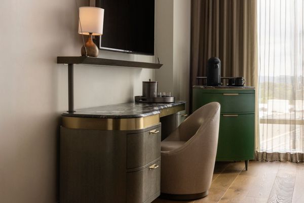 The Tess, Autograph Collection by null