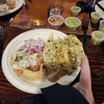 El Viejon - Fortside - I got the El Gobernador and the rock fish tacos - Food Trucks Near Me - Vancouver, Washington El Viejon - Fortside - I got the El Gobernador and the rock fish tacos - Food Trucks Near Me - Vancouver, Washington