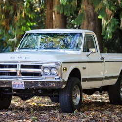 Heavy Metal Custom Shop - Frame off restoration done on a '72 GMC.