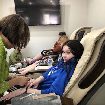 I Spa Lash Nail Lounge - Pedicure area - Eyelash Service Near Me - Omaha, Nebraska I Spa Lash Nail Lounge - Pedicure area - Eyelash Service Near Me - Omaha, Nebraska