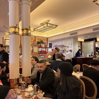 Carette - Interior - Tea Rooms Near Me - Paris, 75 Carette - Interior - Tea Rooms Near Me - Paris, 75