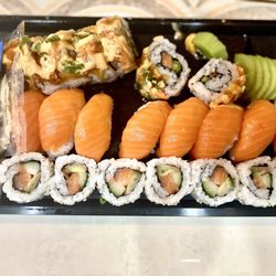 Wegmans Meals 2GO - King Salmon Family Pack-22 Pieces $28.00