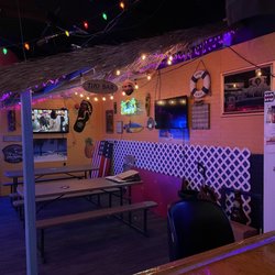 Manzo's Sports & Spirits - They have a tiki bar!