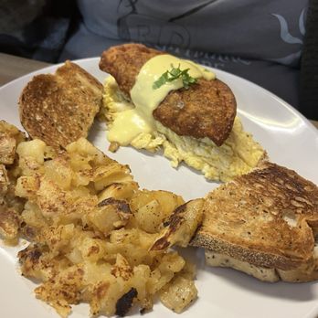 The Corner - Beef Empanada - Breakfast & Brunch Near Me - Milford, Connecticut