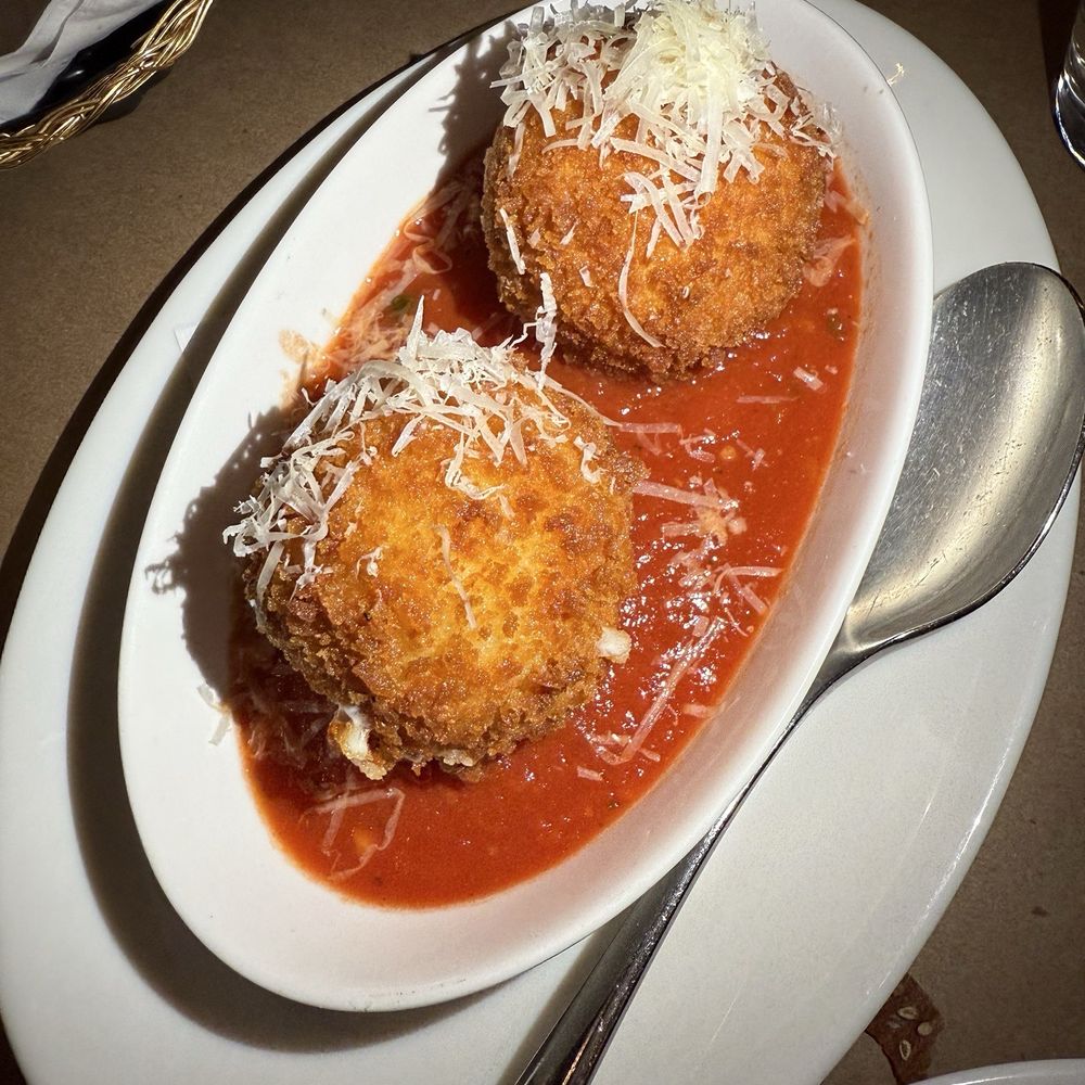Giovanni's Brooklyn Eats - Italian Near Me - Brooklyn, New York