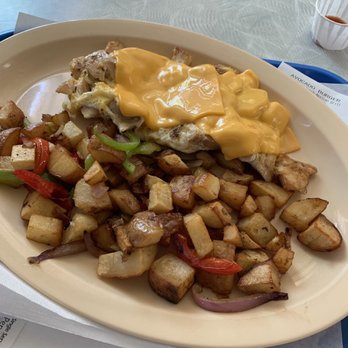 Avocado Burger - Chicken breast and cheese omelet with egg whites and home potatoes. - Mexican Near Me - Moreno Valley, California Avocado Burger - Chicken breast and cheese omelet with egg whites and home potatoes. - Mexican Near Me - Moreno Valley, California