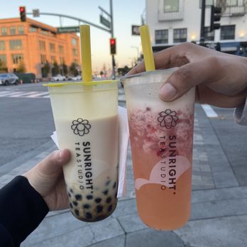 Sunright Tea Studio - Burlingame - Pudding boba milk and strawberry Yakult - Bubble Tea Near Me - Burlingame, California Sunright Tea Studio - Burlingame - Pudding boba milk and strawberry Yakult - Bubble Tea Near Me - Burlingame, California