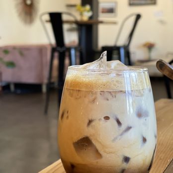 Forêt FLG - The BB - idea espresso, blackberry and a splash of oat milk over ice - Breakfast & Brunch Near Me - Flagstaff, Arizona
