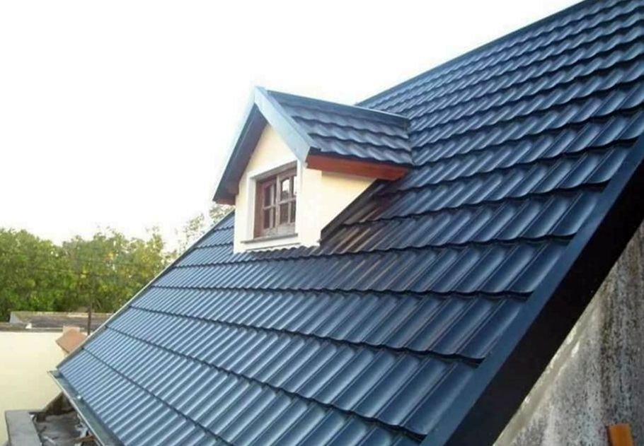 Slide of Alum Rock Roofing