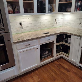 Rodriguez Carpentry - Now white kitchen with blue walls - Electricians Near Me - Charlotte, North Carolina Rodriguez Carpentry - Now white kitchen with blue walls - Electricians Near Me - Charlotte, North Carolina