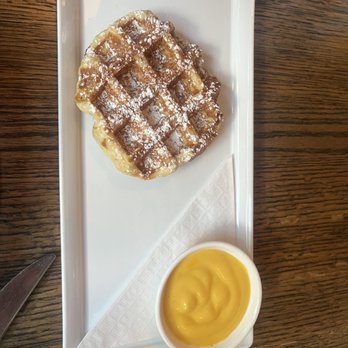 Medina Cafe - Breakfast & Brunch Near Me - Vancouver, British Columbia