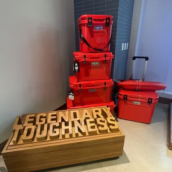 YETI Honolulu - I love that red - Outdoor Gear Near Me - Honolulu, Hawaii