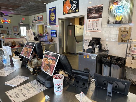 Gus's World Famous Fried Chicken by null