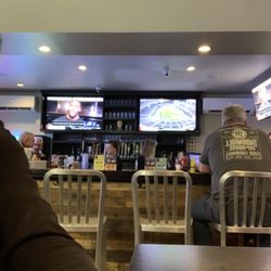 Goodfellas Deli & Drafthouse - Bar