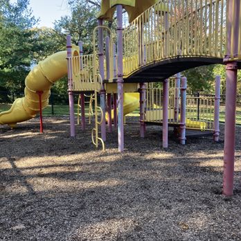 Eads Park - Parks Near Me - Arlington, Virginia Eads Park - Parks Near Me - Arlington, Virginia