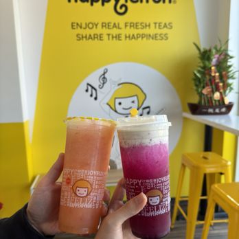 Happy Lemon - grapefruit lemon slushy and dragonfruit with salty cheese foam - Bubble Tea Near Me - Alhambra, California