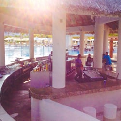 Acua - Getting ready for some Cervesas!