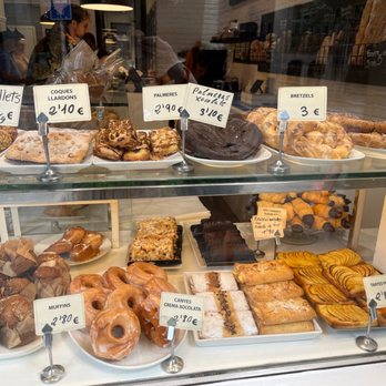Jansana - Just like Krispy Kreme's!!! - Cafeteria Near Me - Barcelona, B Jansana - Just like Krispy Kreme's!!! - Cafeteria Near Me - Barcelona, B