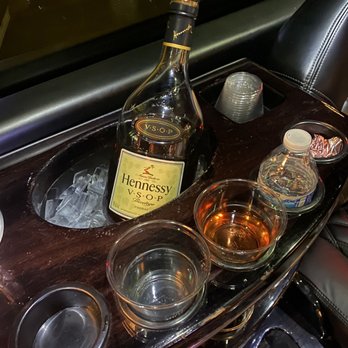 Luxury Limousines - We brought our own bottle and also enjoyed their complimentary champagne. Super convenient for them to provide ice, cups and water. - Limos Near Me - Las Vegas, Nevada Luxury Limousines - We brought our own bottle and also enjoyed their complimentary champagne. Super convenient for them to provide ice, cups and water. - Limos Near Me - Las Vegas, Nevada