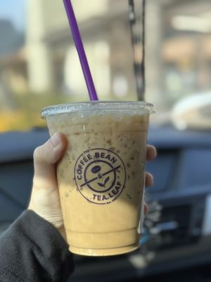 The Coffee Bean & Tea Leaf by null
