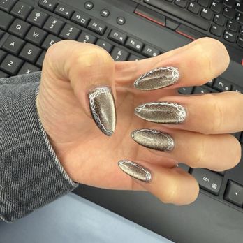 Pro Nails - Nail Salons Near Me - Brisbane, California