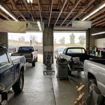 Reliant Family Auto - Cars in Shop - Auto Repair Near Me - Riverside, California Reliant Family Auto - Cars in Shop - Auto Repair Near Me - Riverside, California