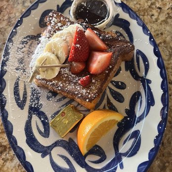 Greenstreet Cafe - Dulce de leche French toast - Breakfast & Brunch Near Me - Miami, Florida Greenstreet Cafe - Dulce de leche French toast - Breakfast & Brunch Near Me - Miami, Florida
