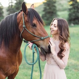 Monty the sweet horse from Bearcat!