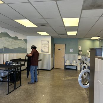 Express Eco Laundromat - Laundromat Near Me - Prineville, Oregon Express Eco Laundromat - Laundromat Near Me - Prineville, Oregon