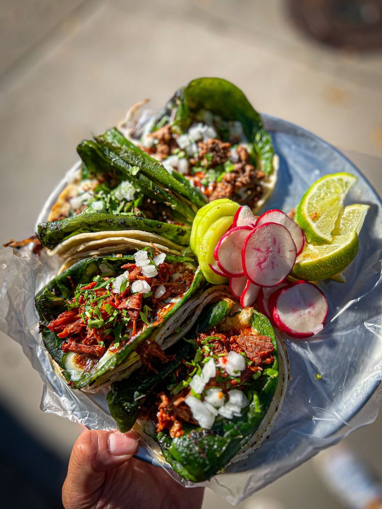 Food from Tacos El Metate