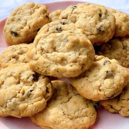 Oatmeal Raisin Cookies