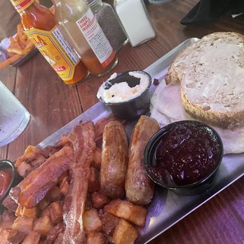 The Lola - Cocktail Bars Near Me - Glendale, Arizona