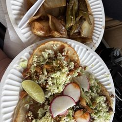 Chicken and asada tacos