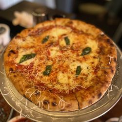 The Little Grand - Regular cheese pie