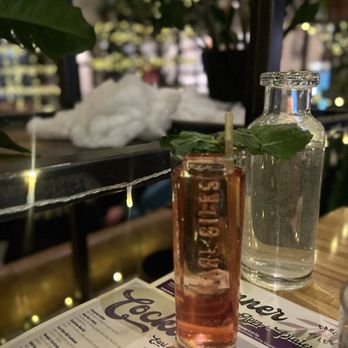 Earl Giles Distillery - Blackberry lavender sling - Distilleries Near Me - Minneapolis, Minnesota