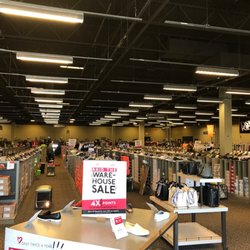 DSW Designer Shoe Warehouse - Lots of shoes, purses, socks and other things for your feet