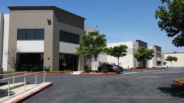 Commercial Painting - Looking to give your commercial space a fresh and professional look? Our commercial painting services have got you covered! With years of experience and a team of skilled painters, we can help transform your space with a fresh coat of paint that's sure to impress. From small offices to large warehouses, we've worked with a variety of businesses to create custom painting solutions that meet their specific needs. We use high-quality paints and materials to ensure a long-lasting and durable finish, and our team works efficiently to minimize disruption to your daily operations. Contact us today to schedule a consultation and let us bring new life to your commercial space!