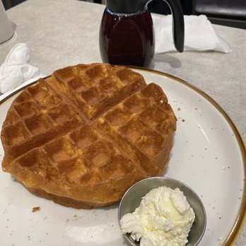 The Paramount - Waffle - Breakfast & Brunch Near Me - Boston, Massachusetts The Paramount - Waffle - Breakfast & Brunch Near Me - Boston, Massachusetts